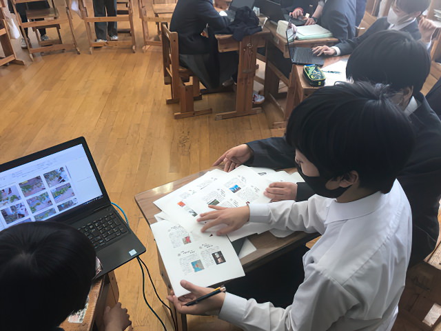 写真｜総合学習の時間でクロームブックを使う生徒
